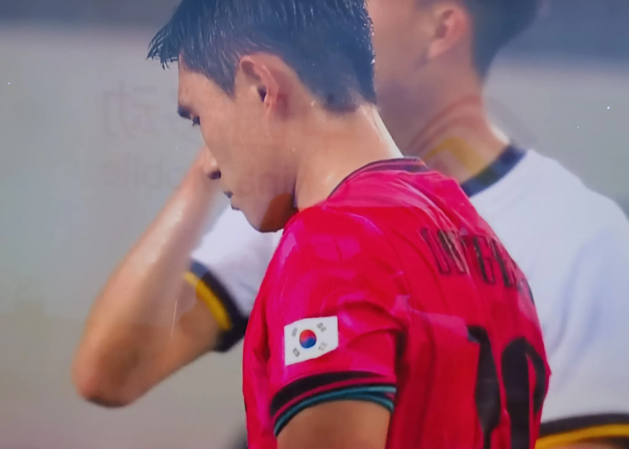 关于英超关键时刻再迎强敌，里昂状态回暖，主帅态度——球迷炸锅，医务组通报恢复的信息-九游体育官方网站