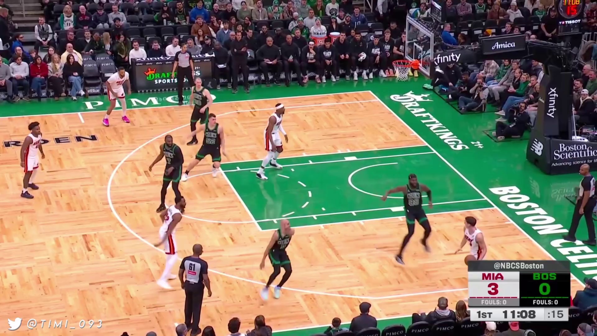 波士顿凯尔特人训练开放日；窗口期防线松动引欢呼；NBA常规赛在即；资深球员宣示担当的简单介绍-jiuyou